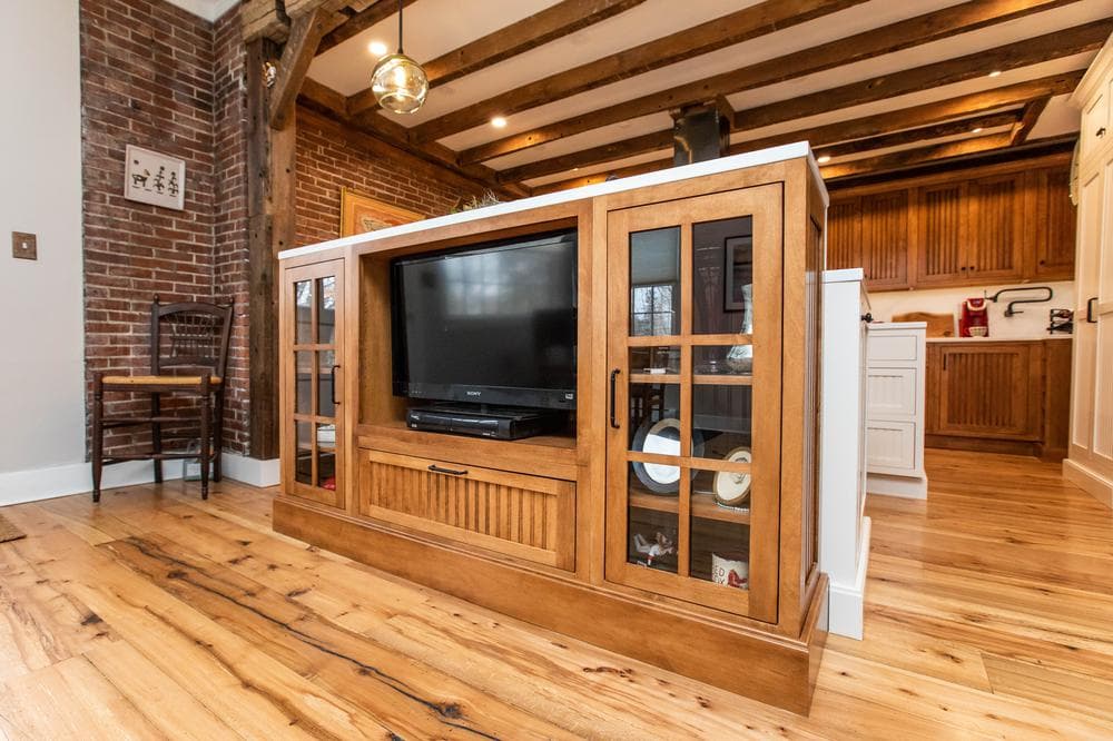 Williston Farmhouse image 4