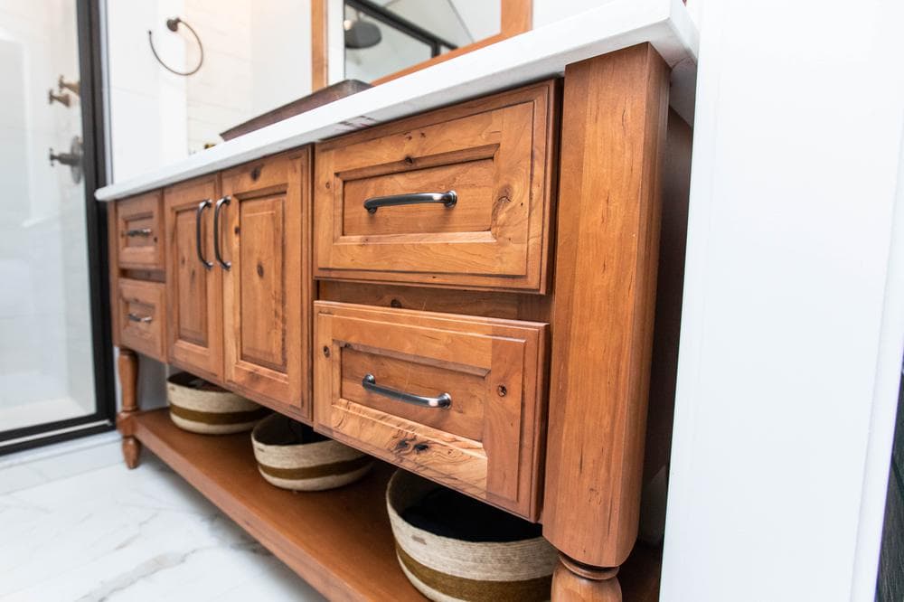 Williston Farmhouse image 18