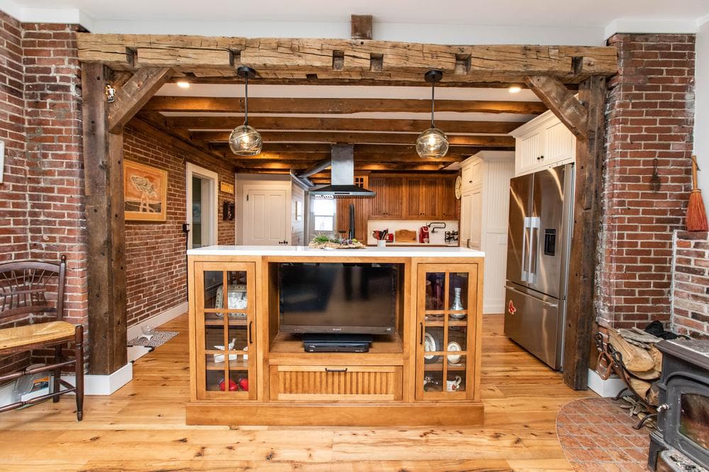 Williston Farmhouse image 19