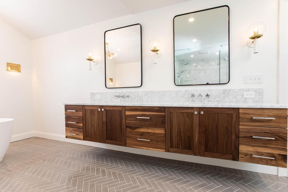 Poor Farm Road Bathroom image 27