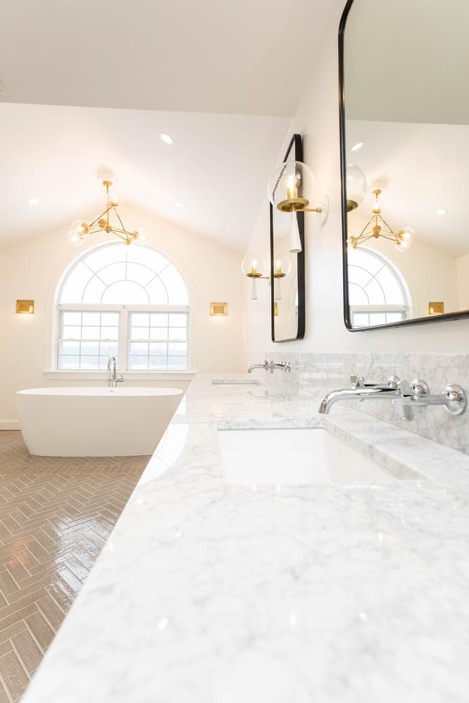 Poor Farm Road Bathroom image 41