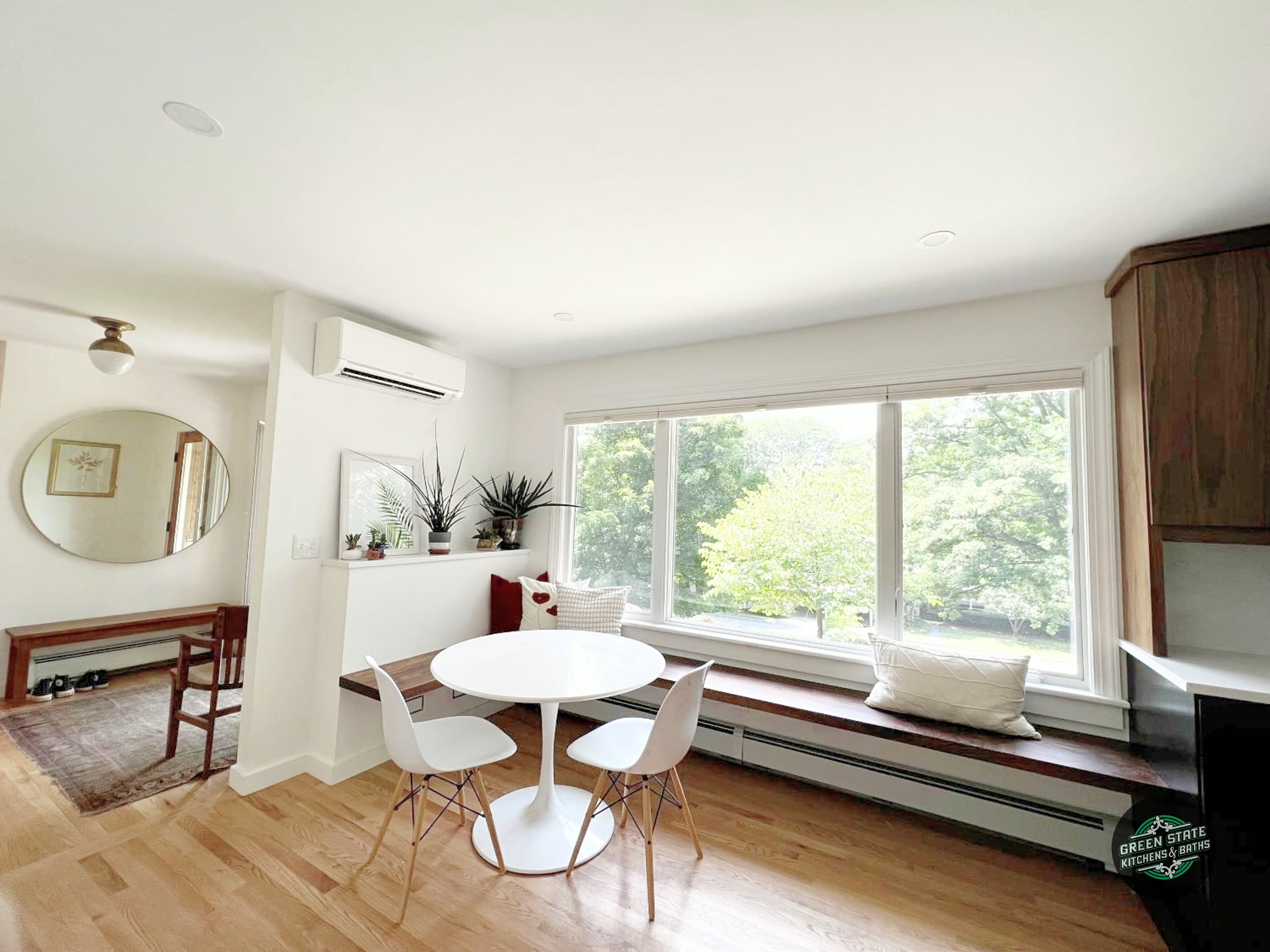 Deforest Heights image 3