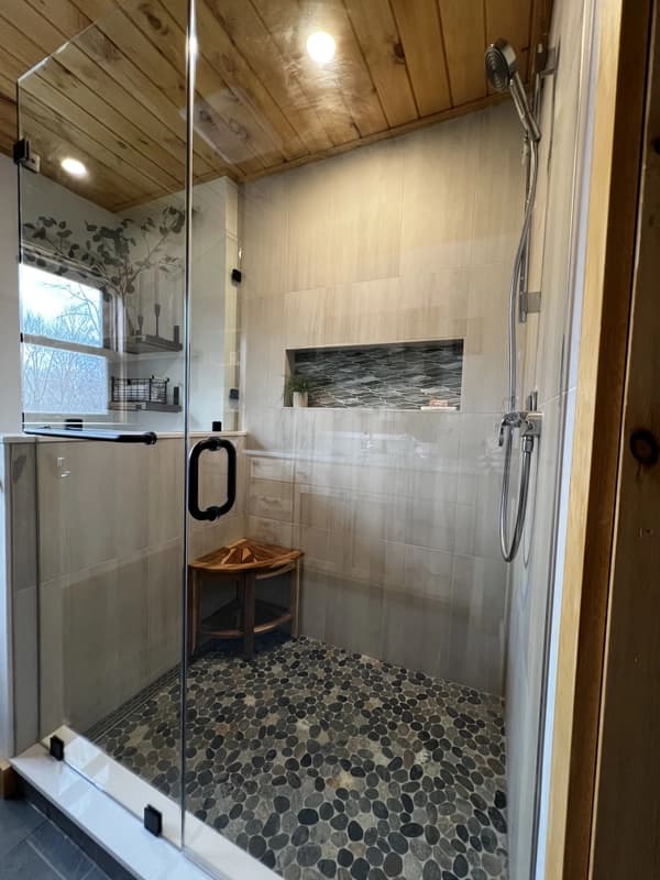 Pleasant Valley image 7